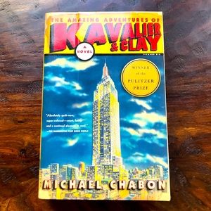 The Amazing Adventures of Kavalier & Clay by Michael Chabon Paperback